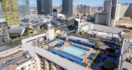 Diamond Resorts Polo Towers Suites - 1 Bed Accessible No Roll in Shower