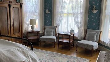 1 bedroom, premium bedding, down duvets, individually decorated