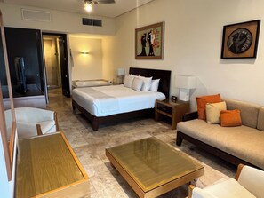 2 bedrooms, in-room safe, desk, iron/ironing board - Welcome  to Family friendly Resort near top of the line golf courses, water park (Las Jarretaderas)