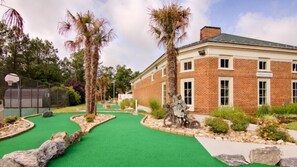 Property grounds - Diamond Resorts Greensprings Vacation Resort - 4 Bed Lockoff Accessible (Williamsburg)