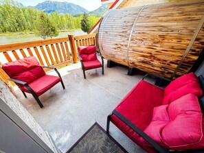 Terrace/patio - 6 BDR | 360 Views ! | A/C | Sauna (Fernie)