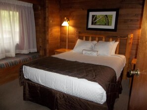 2 bedrooms, in-room safe, iron/ironing board, WiFi