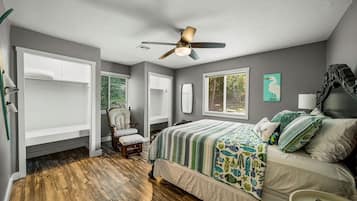 4 bedrooms, iron/ironing board, travel cot, free WiFi