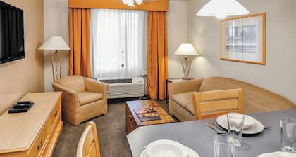 Diamond Resorts Varsity Clubs of America - Tucson - 2 Bedroom