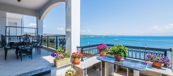 Bay View House with amazing view