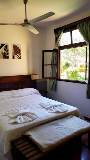 Comfort-Dreibettzimmer | Kostenloses WLAN, Bettwäsche