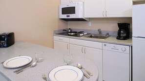 Fridge, microwave, stovetop, dishwasher - Capistrano Beach | Ocean View Escape | Pool & Beach (Capistrano Beach)
