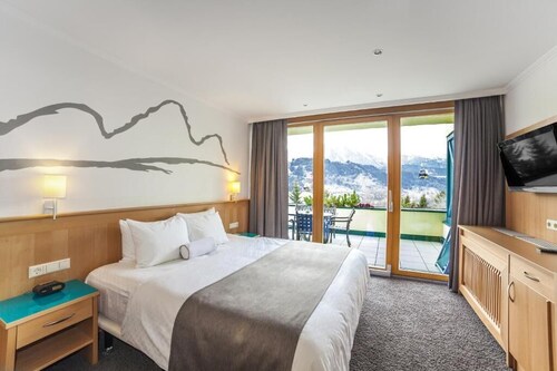 Schladming | Family Alps Stay | Pool + Spa | 2BR Condo