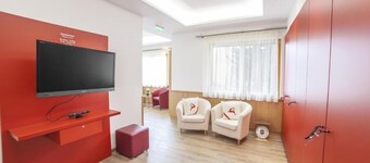 Schladming | Family Alps Stay | Pool + Spa | 2BR Condo