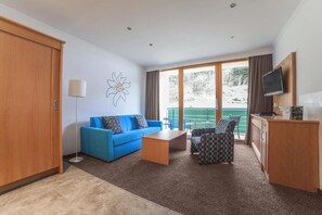 TV - Diamond Resorts Alpine Club - 2 Bedroom (Schladming)