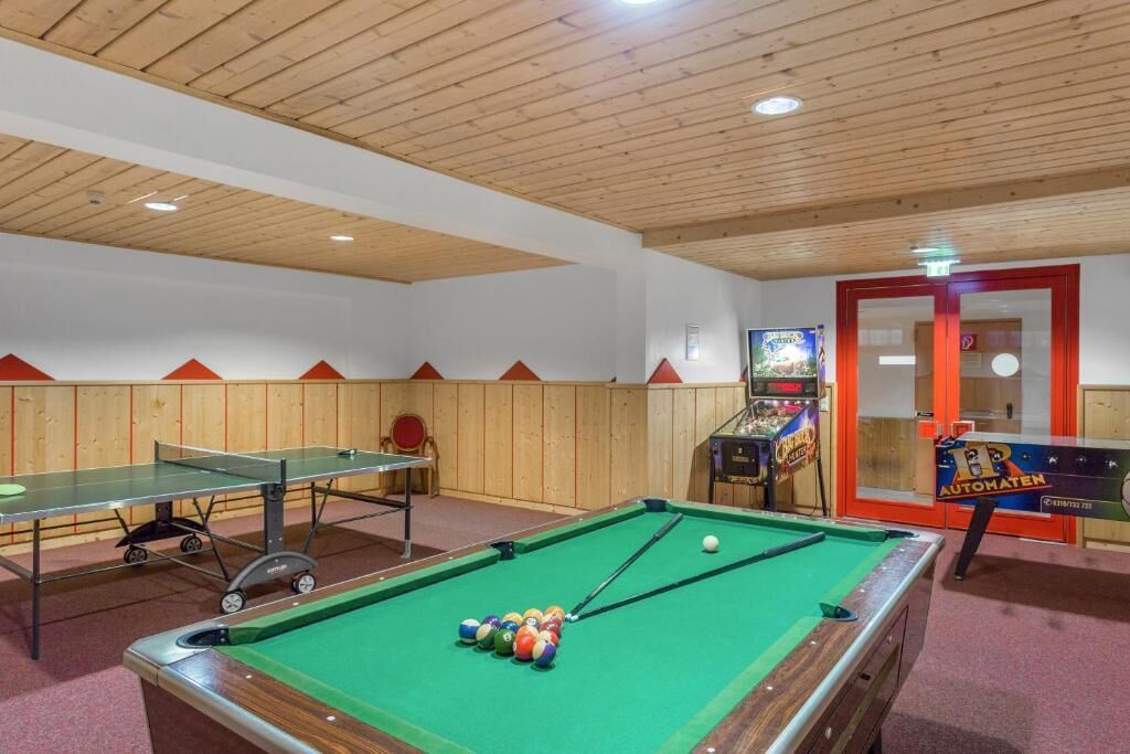 Spielezimmer