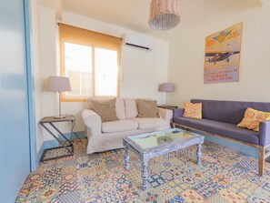 TV - LA MERCED Apartment 40 2BT 2BR (Malaga)