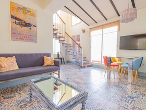 TV - LA MERCED Apartment 40 2BT 2BR (Malaga)