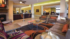 Lobby - 2BD/Nashville - Pool, Gym, Kitchen, Jet Tub, WiFi!  (Nashville)