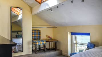 3 bedrooms, free WiFi, bed sheets