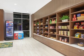 Gift shop - Club Wyndham Anaheim - 2 Bedroom (Anaheim)