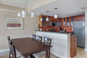 Dining - Virginia Beach | Oceanfront Living | Pool & Beach | 2BR Suite (Virginia Beach)