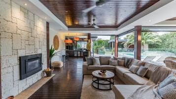 House | 4 bedrooms, Internet