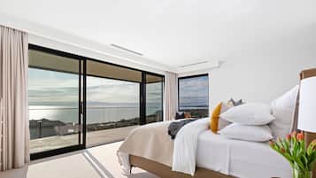 House | 7 bedrooms, desk, Internet