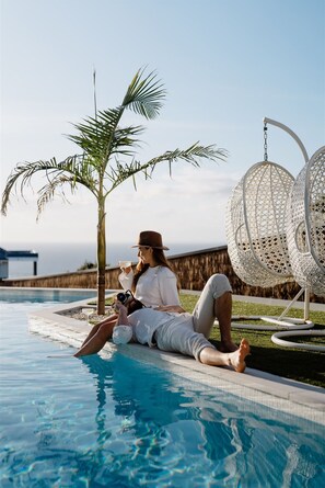 7 bedrooms, desk, Internet - Bayview Luxe Entertainer Pool World Class View (Mount Martha)