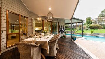 Rumah | 5 kamar tidur dan internet