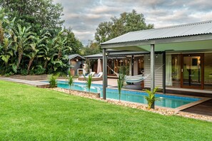 House | 5 bedrooms, Internet - Hamptons Inspired Luxury (Mount Martha)