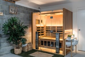 House | 5 bedrooms, Internet - Hamptons Inspired Luxury (Mount Martha)