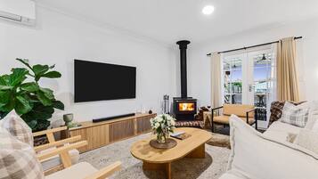 House, Accessible | 6 bedrooms, Internet