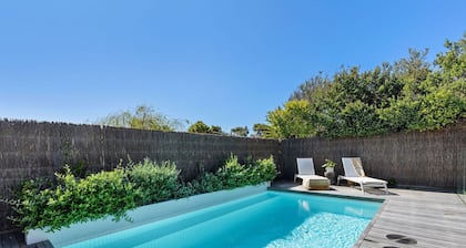Luxury Cottage With Pool In Perfect Location