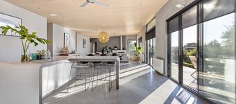 Luxury Portsea Sanctuary Gas Heat Pool Gardens