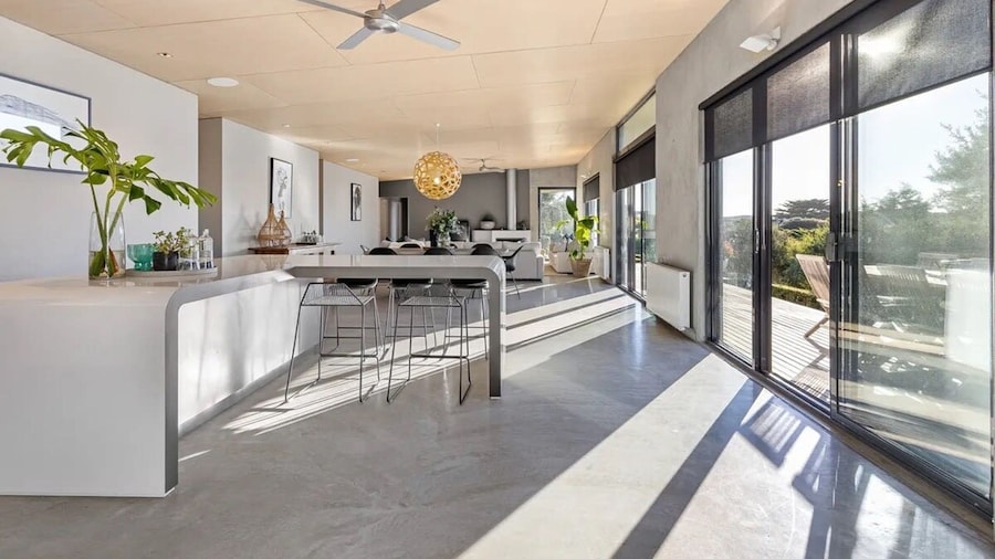 Luxury Portsea Sanctuary Gas Heat Pool Gardens