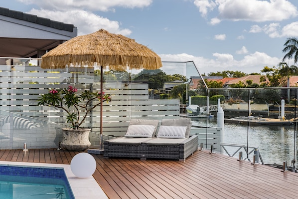 House, Accessible | 3 bedrooms, Internet - Modern Waterfront Retreat Private Pool Dock (Gold Coast)