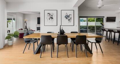 Modern Waterfront Retreat Private Pool Dock