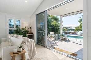 House, Accessible | 3 bedrooms, Internet - Coastal Currumbin Getaway Private Pool (Gold Coast)