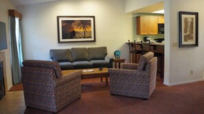 TV, fireplace, video games, DVD player - Ramona | Family Country Retreat | Pool + Tennis | 2BR (Ramona)