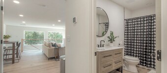 Modern Loft in 'Little Italy' - Minutes from Downtown KC