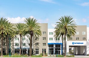 Exterior - Club Wyndham Anaheim - 1 Bedroom (Anaheim)