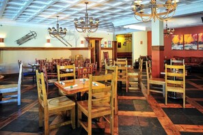 Dining - Diamond Resorts Cedar Breaks Lodge & Spa - 1 Bedroom Grand (Brian Head)