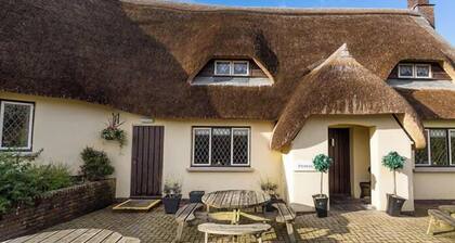 Devon | Peaceful Country Escape | Pool + Sauna