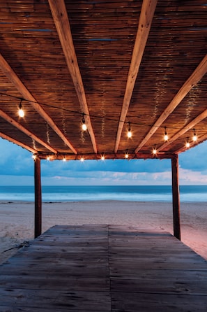 Private beach, free beach cabanas, sun loungers, beach umbrellas