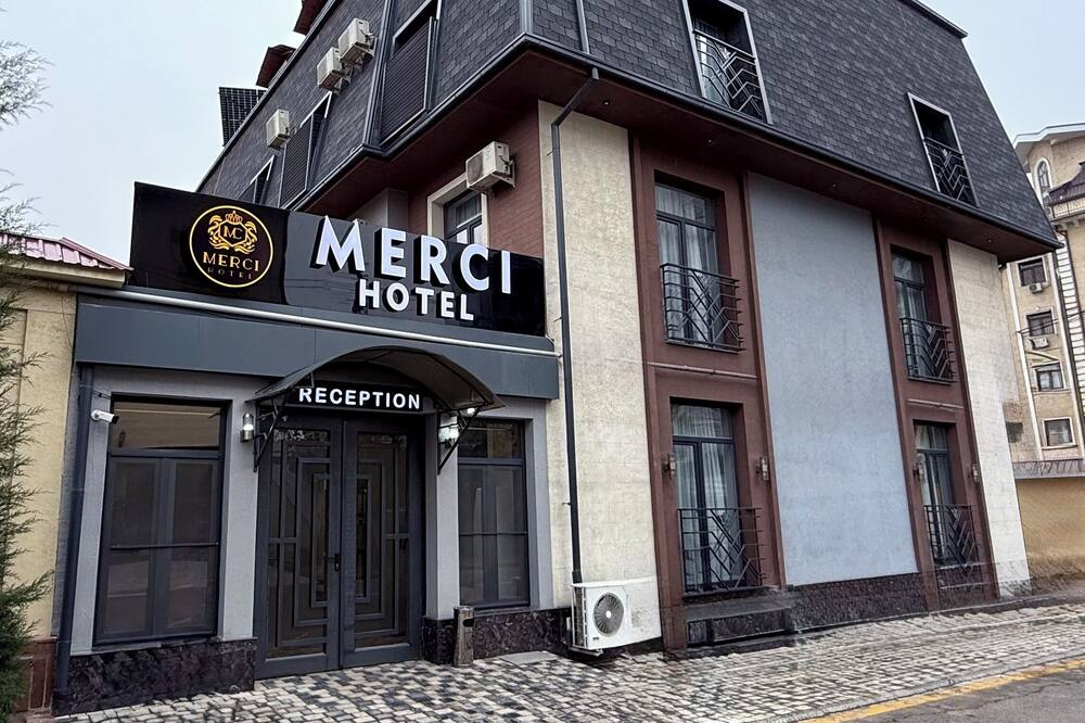 Merci Hotel