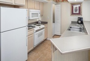 Microwave, coffee/tea maker