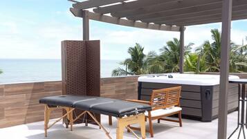 Private spa tub