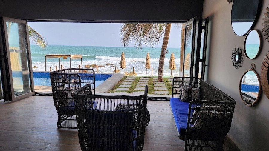 Serenity Residences & Spa - Kokrobite