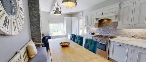 Vila Deluks | Dapur pribadi