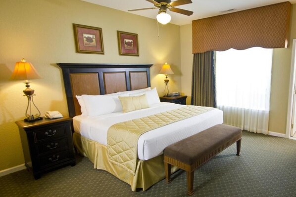 4 makuuhuonetta, silitysrauta/-lauta, Wi-Fi, vuodevaatteet