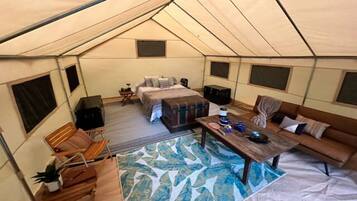 1 soverom, strykejern/-brett, wi-fi og sengetøy