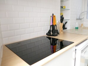 Microwave, dishwasher, toaster, blender