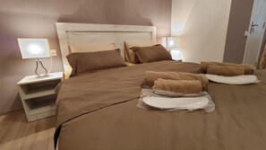 Wine | 1 chambre, décor unique, rideaux d’obscurcissement