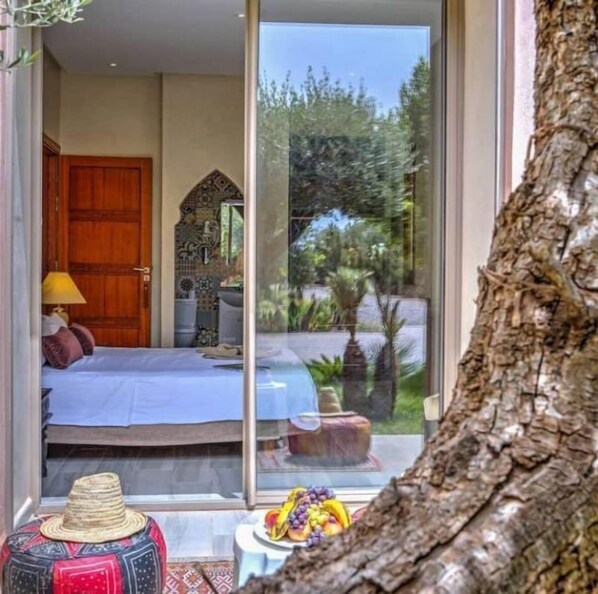 5 bedrooms, iron/ironing board, travel cot, free WiFi